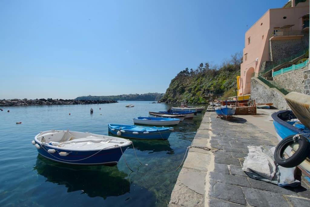 Casa Sottorar - Loft Open Space In Corricella Procida Buitenkant foto